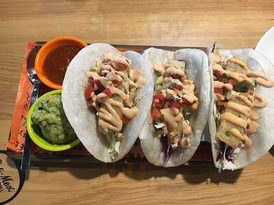 Cali-mex Bar & Grill - Soi 22 (sukhumvit)