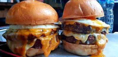 Retox Bar, Hotel And Restaurant