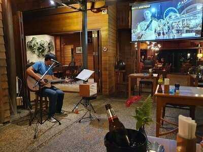 เดอะ บลู อ็อกซ์