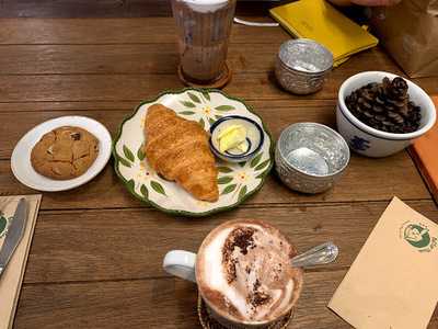 Better Moon Cafe X Refill Station