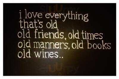 Tete Quarters Vintage Etc