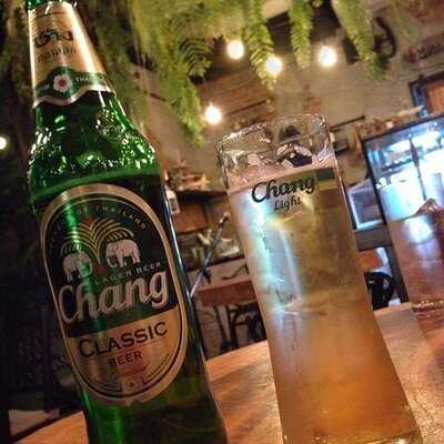 บัคทาวน์ คาเฟ่ & แฮงเอ้าท์