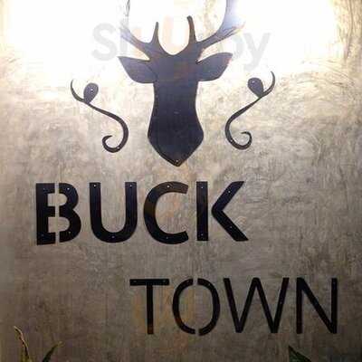 บัคทาวน์ คาเฟ่ & แฮงเอ้าท์