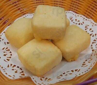 บุญตงเกียรติ (ข้าวมันไก่สิงคโปร์)