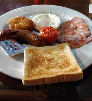 ฮันทส์เเมน ผับ