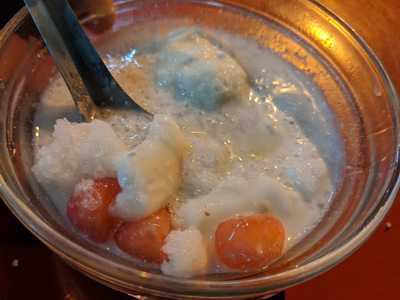 ทับทิมกรอบสามหนุ่ม