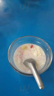 ทับทิมกรอบสามหนุ่ม