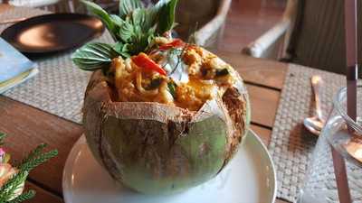 เดอะกลาส เฮ้าส์ พัทยา