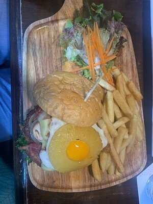 Mulligan's Restaurant & Bar Bangkok