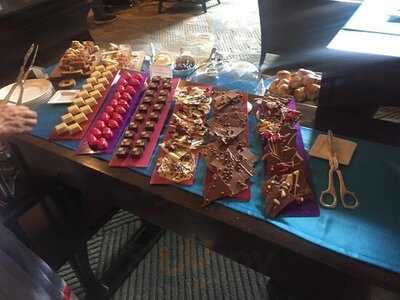 เดอะล็อบบี้เลาจน์