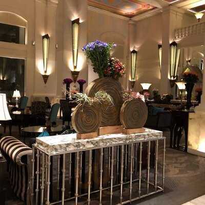 เดอะล็อบบี้เลาจน์