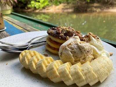 สถานีนมข้นหวาน