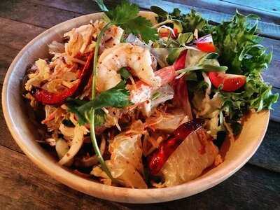 River Vibe Restaurant & Bar