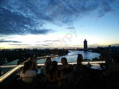 River Vibe Restaurant & Bar