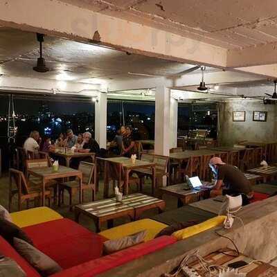 ห้องอาหาร ริเวอร์ไซด์