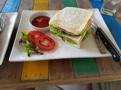 ระเบียงไม้