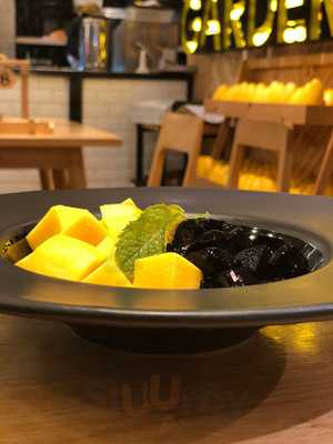 The Mango Garden Siam Paragon
