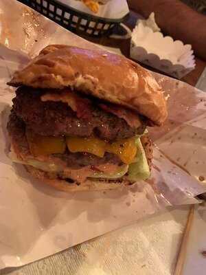 บริวเบียร์แอนด์ไซเดอร์