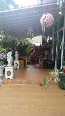 ร้านอาหาร โรจน์ซีฟู้ด