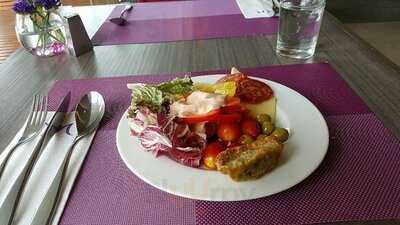 ดิ เอท - เมอร์เคียวกรุงเทพฯ สยาม