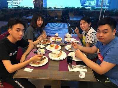 ดิ เอท - เมอร์เคียวกรุงเทพฯ สยาม