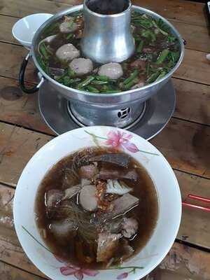 ก๊วยเตี๋ยวเนื้อเฮ้ง ชุน เส็ง