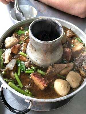 ก๊วยเตี๋ยวเนื้อเฮ้ง ชุน เส็ง