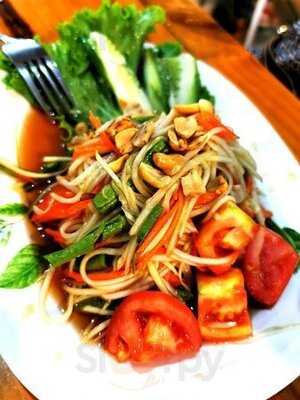 ร้านอินฟินิตี้