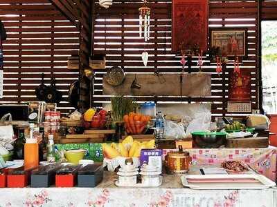 ร้านอินฟินิตี้