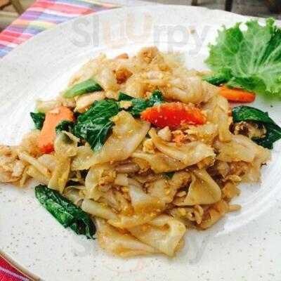 ครัวร่มไม้