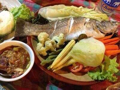 ครัวร่มไม้