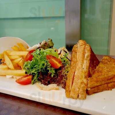 Fuwa And Futon Food N Gallery