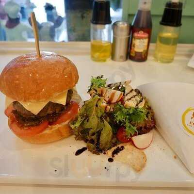 Fuwa And Futon Food N Gallery