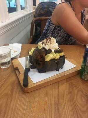 เดอะ สวีทเทนเนอร์ส พัทยา