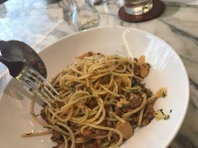 ทไวนิงส์ ที บูติค