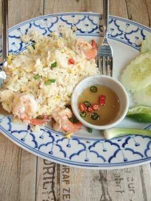 Seven Seas Express Cafe