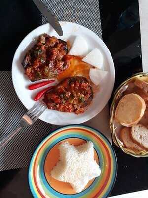 Happy's Cafe Turk Restaurant