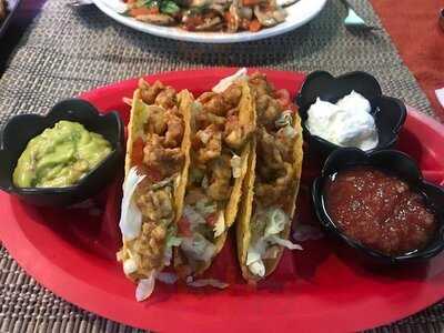 Buddy's Bar  &  Grill