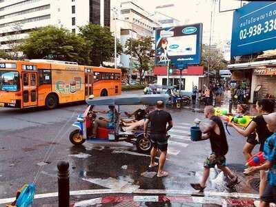 Buddy's Bar  &  Grill