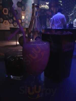 ดิฟเฟอร์ผับออนเดอะบีช