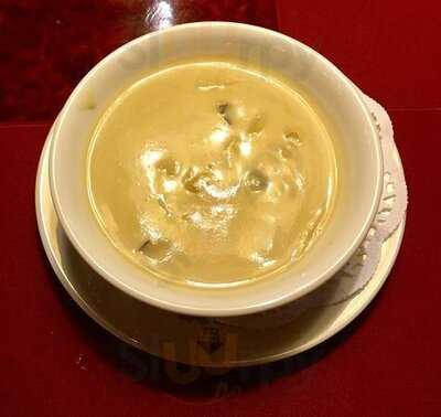 Neil's Tavern Restaurant & Bake Shoppe