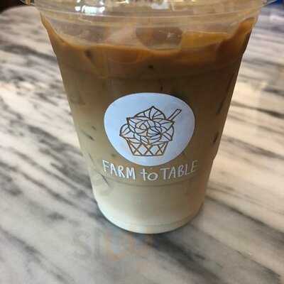 ฟาร์มเทเบิ้ลออร์แกนิคคาเฟ่