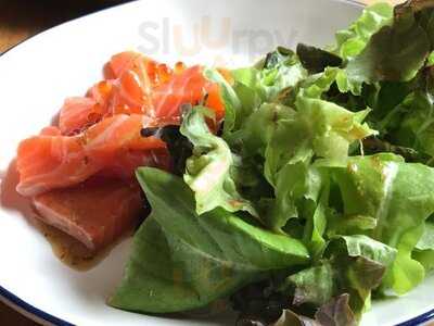 Sweet Pista, Restaurant & Home Bakery