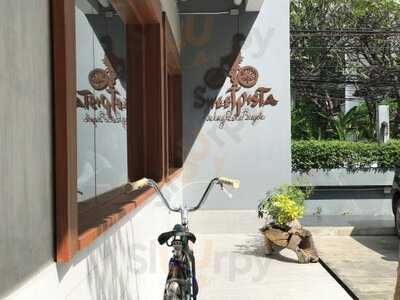 Sweet Pista, Restaurant & Home Bakery