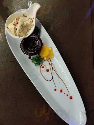 ซีซอลท์ ซีฟู้ด แอนด์ ไวน์