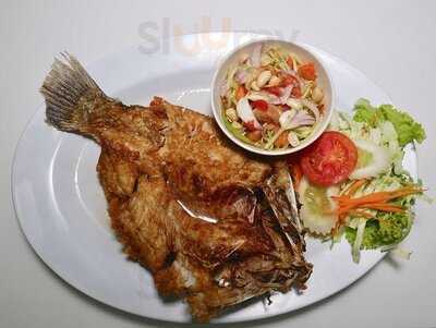 ธงชัยซีฟู้ด