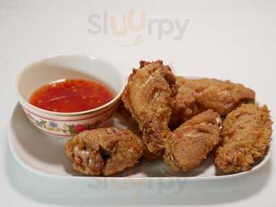 ธงชัยซีฟู้ด