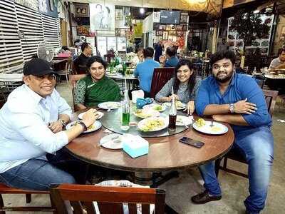 ธงชัยซีฟู้ด