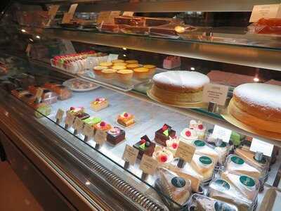 Landmark Hotel Bakery And Cafe