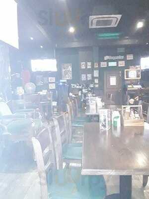 Shenanigans Irish Sportsbar & Restaurant